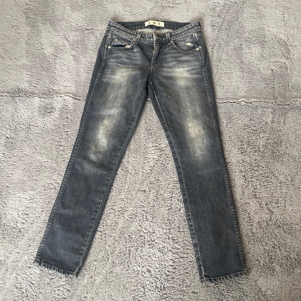 AMO jeans